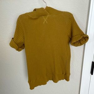 KateQuinn ribbed hooded short sleeve shirt 5y